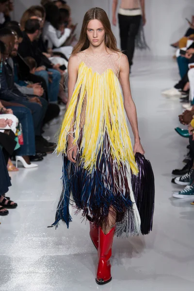Look 72